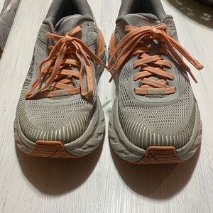 Hoka Bondi 7